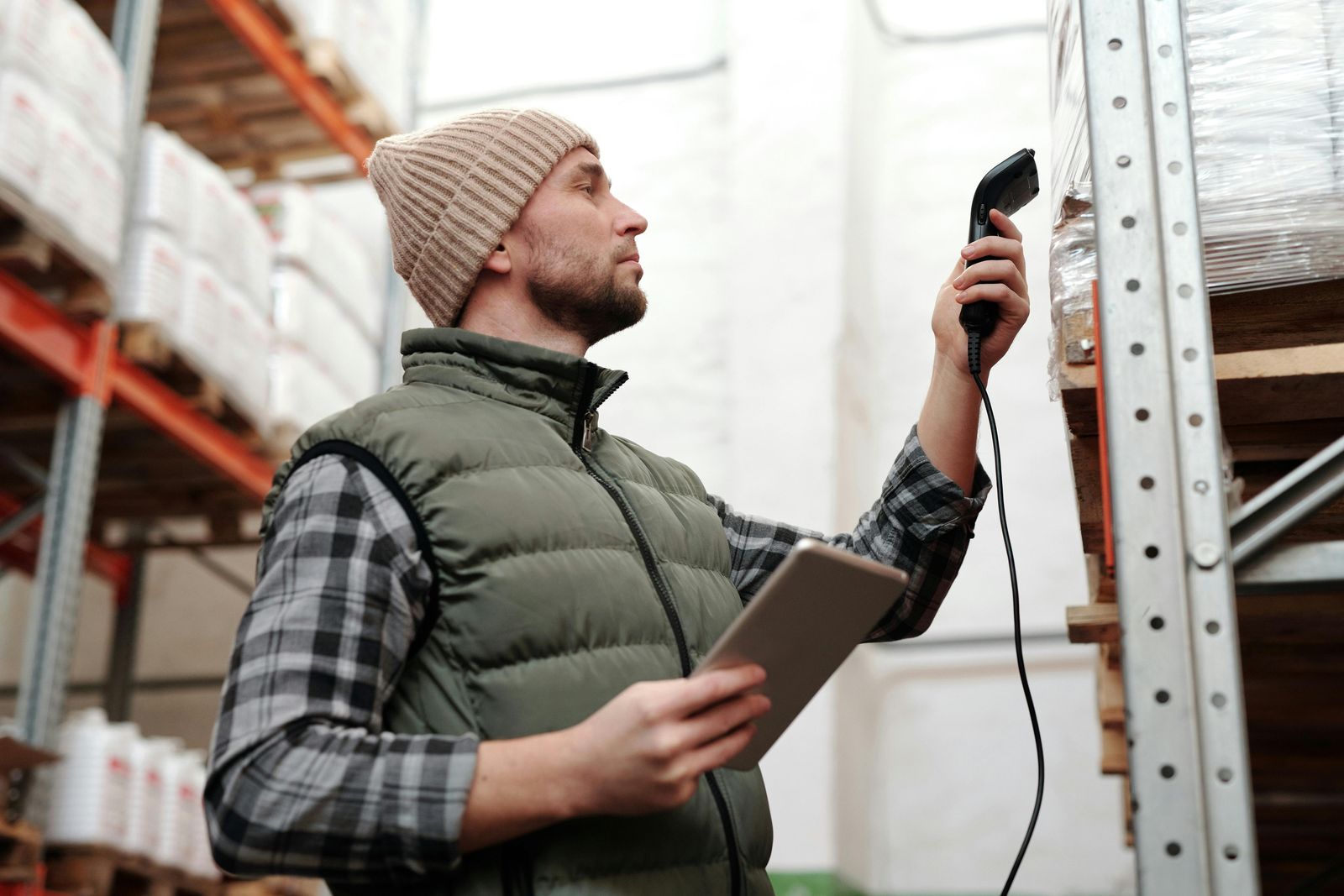 The Role of Technology in Trackon’s Professional Courier Services