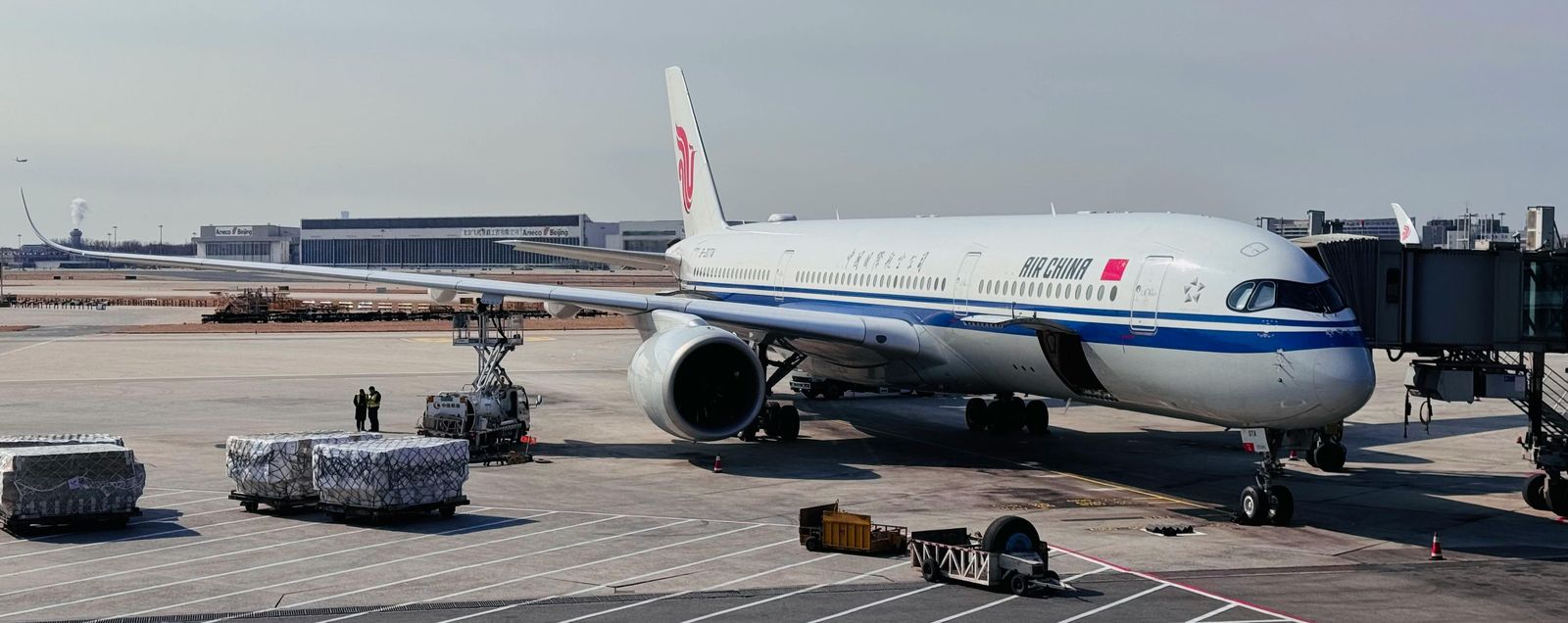 The Benefits of Using Trackon’s International Courier Services