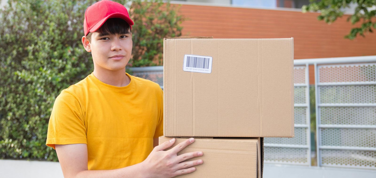 Why Trackon Parcel Service is the Preferred Choice for Fast and Secure Deliveries