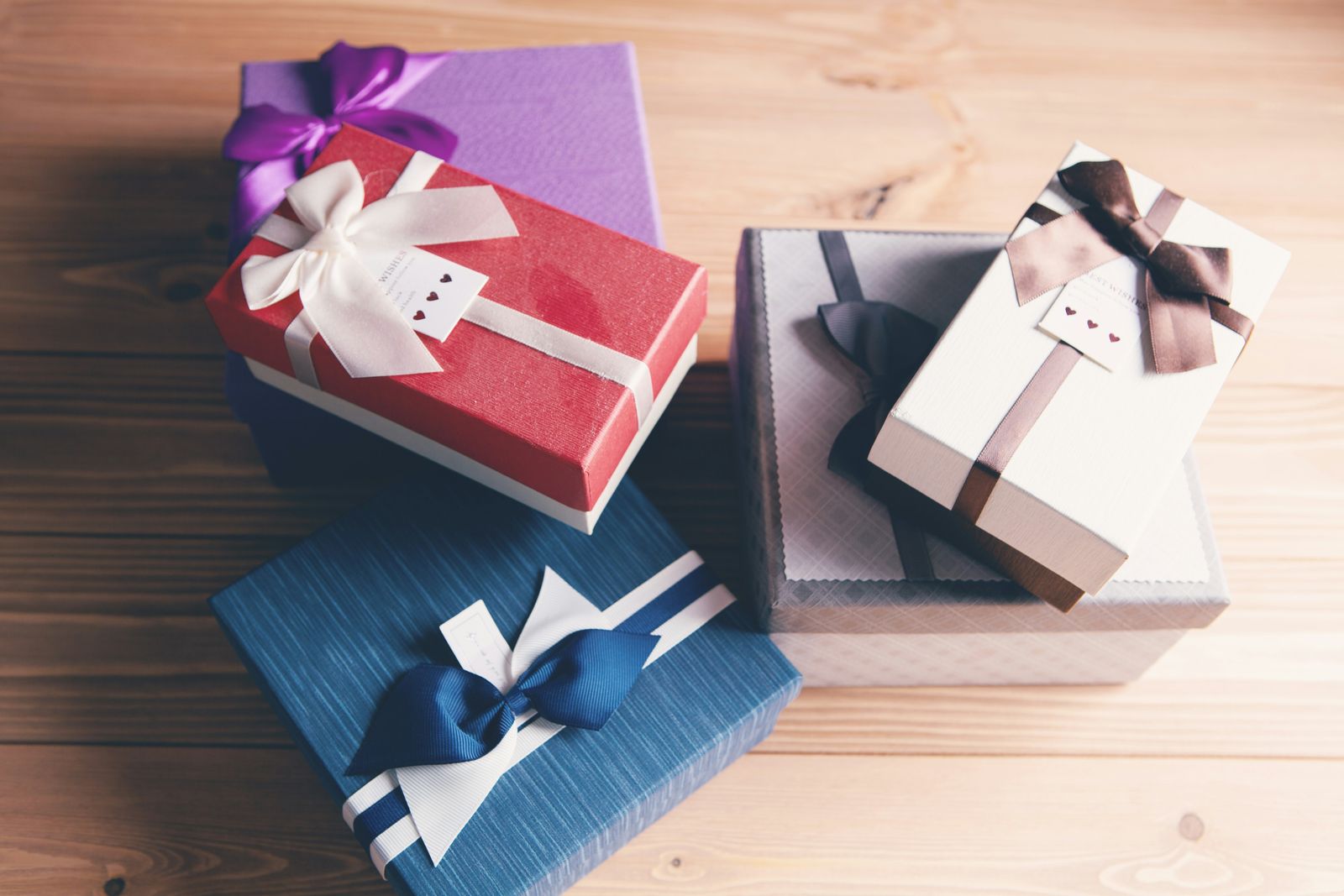 Trackon rakhi service standard or prime, always on time